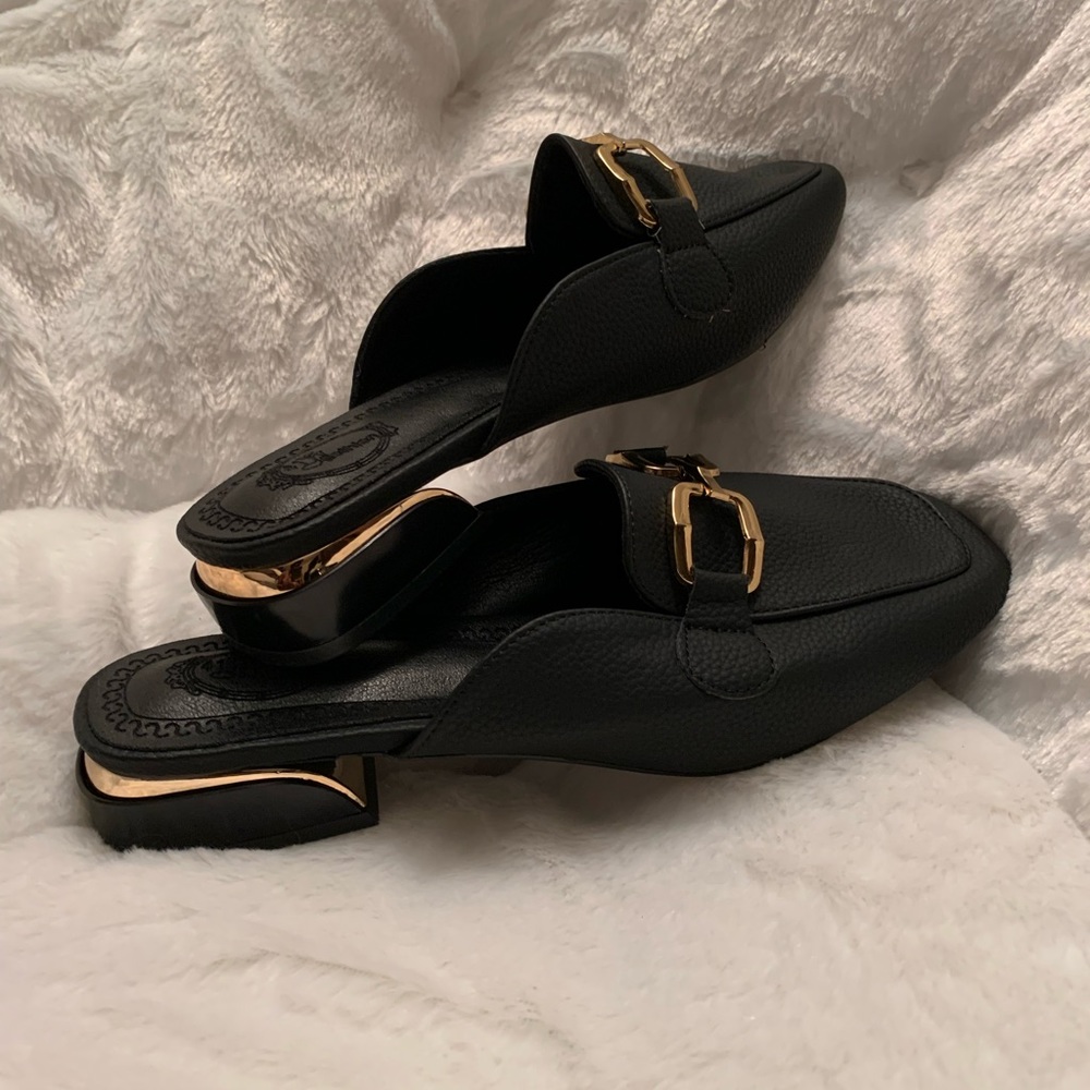 Mules - Picture 2 of 8